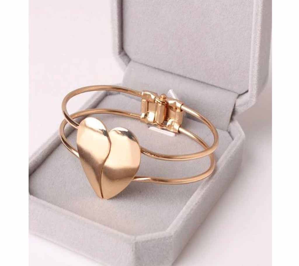 Shiny Double Heart Alloy Bracelets for Women