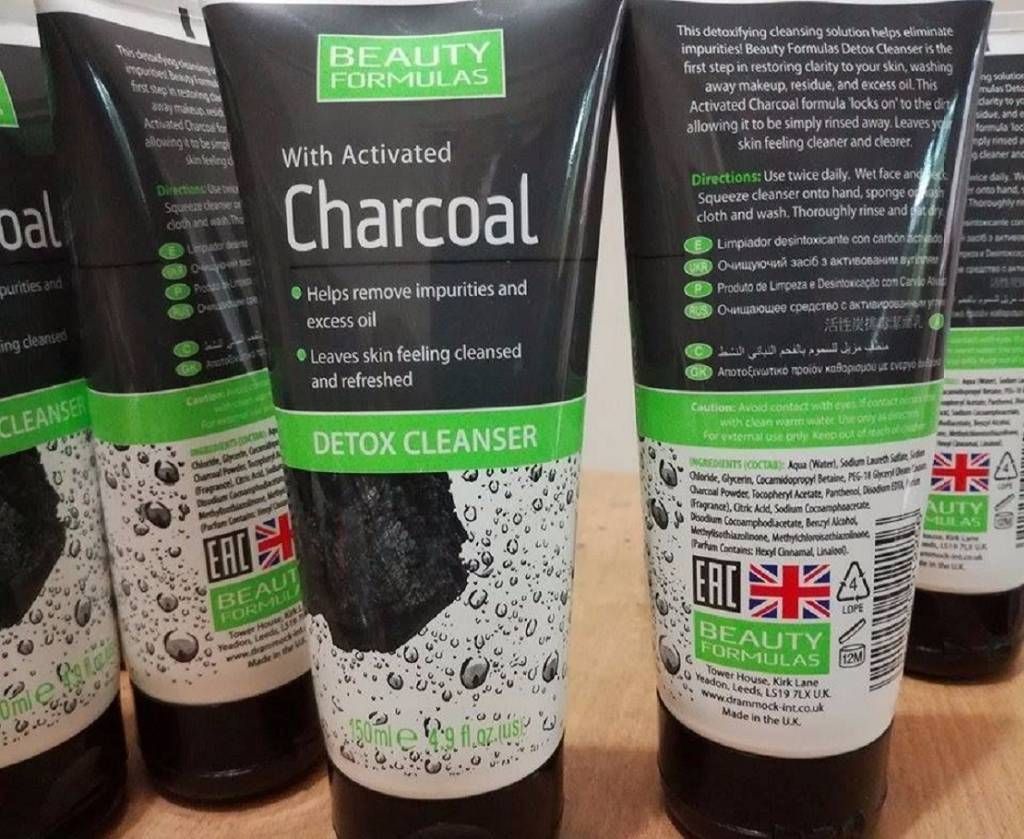 Beauty formulas Charcoal Detox cleanser 