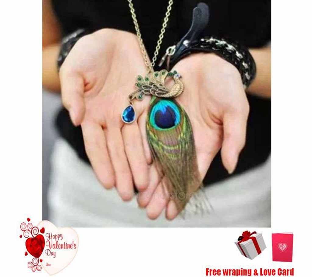 Peacock feather stone setting pendant