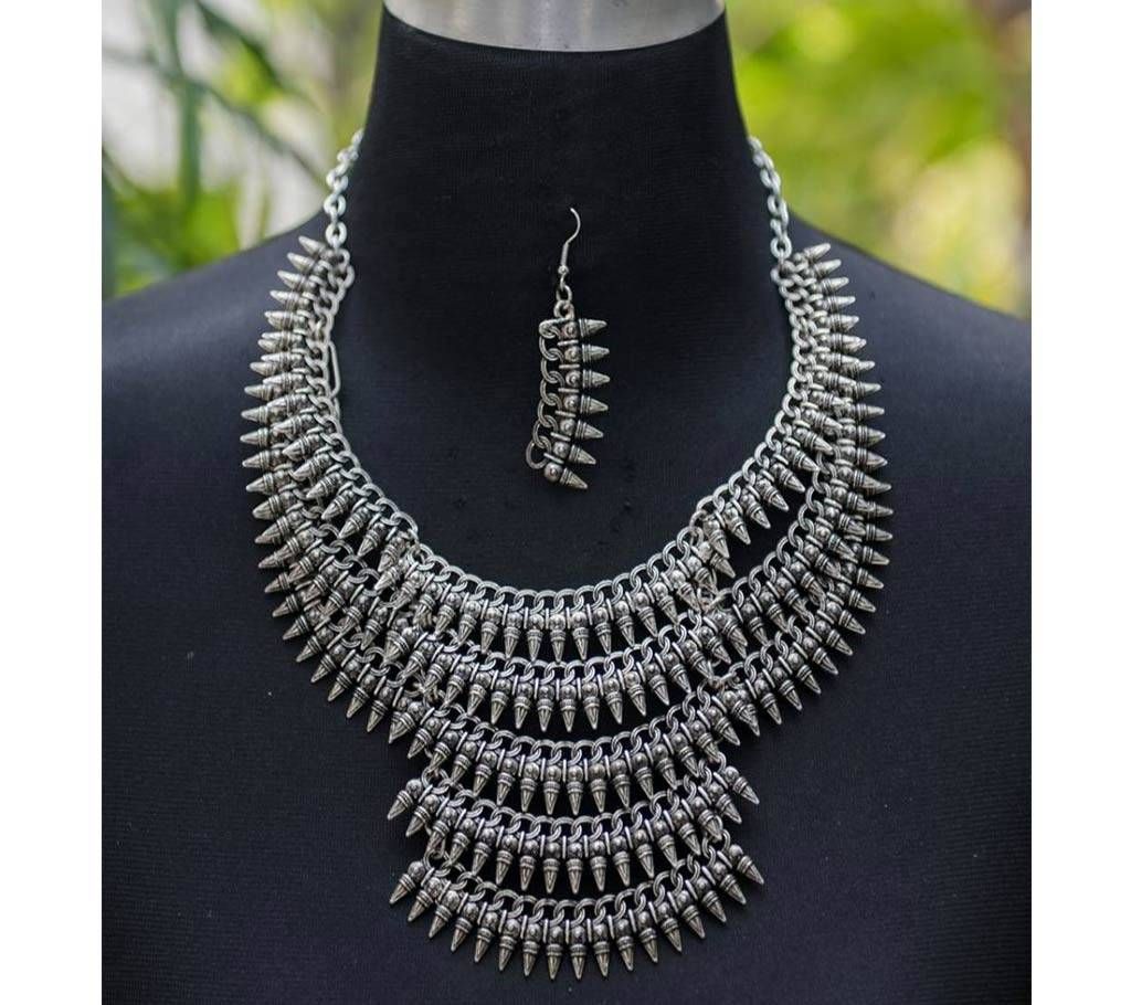 Zinc Alloy Necklace with Tikli