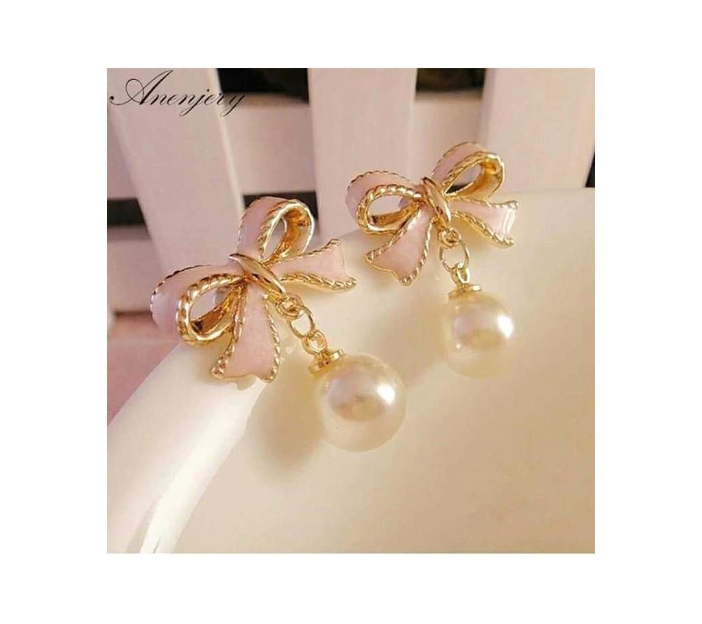  top Ear ring