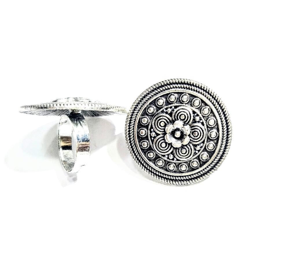 Antique Finger Ring for Women