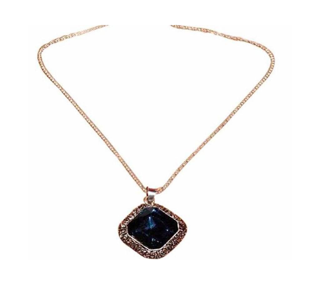 Valentine queen pendant 