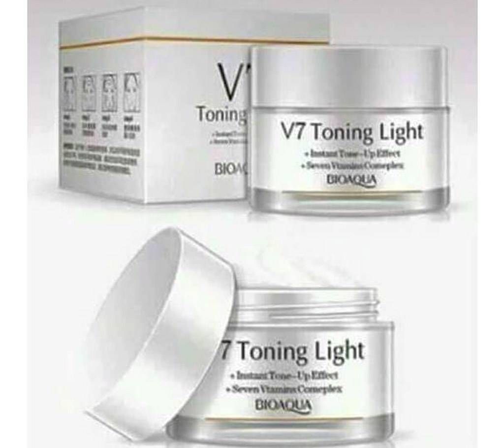 V7 Toining Light whitening cream
