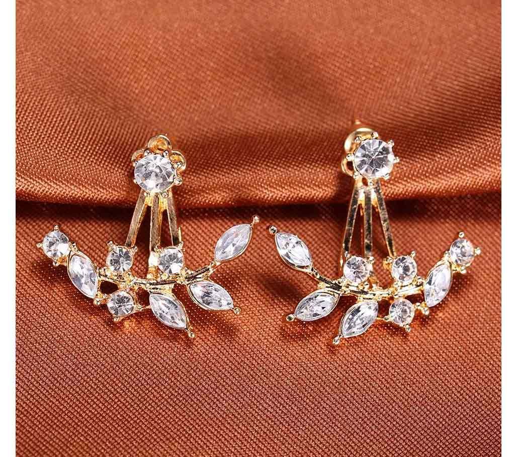 Leaf shaped White stone setting ear ring