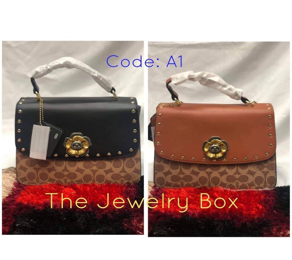 CHANNEL Ladies Hand Bag Pure Leather..................