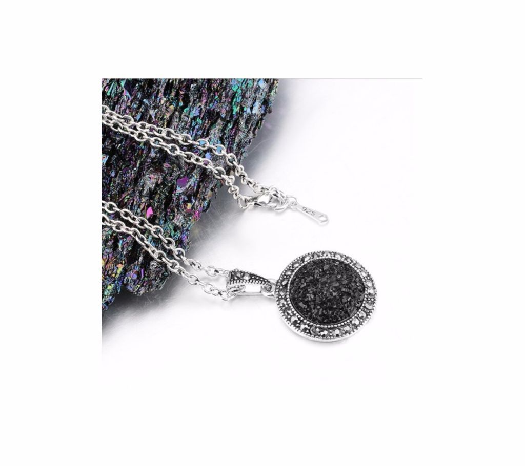 Adjustable Black Crystal Necklaces For Women