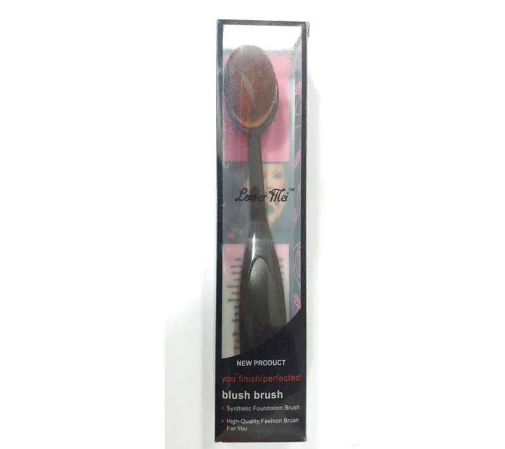 FOUNDATION BLENDING BRUSH