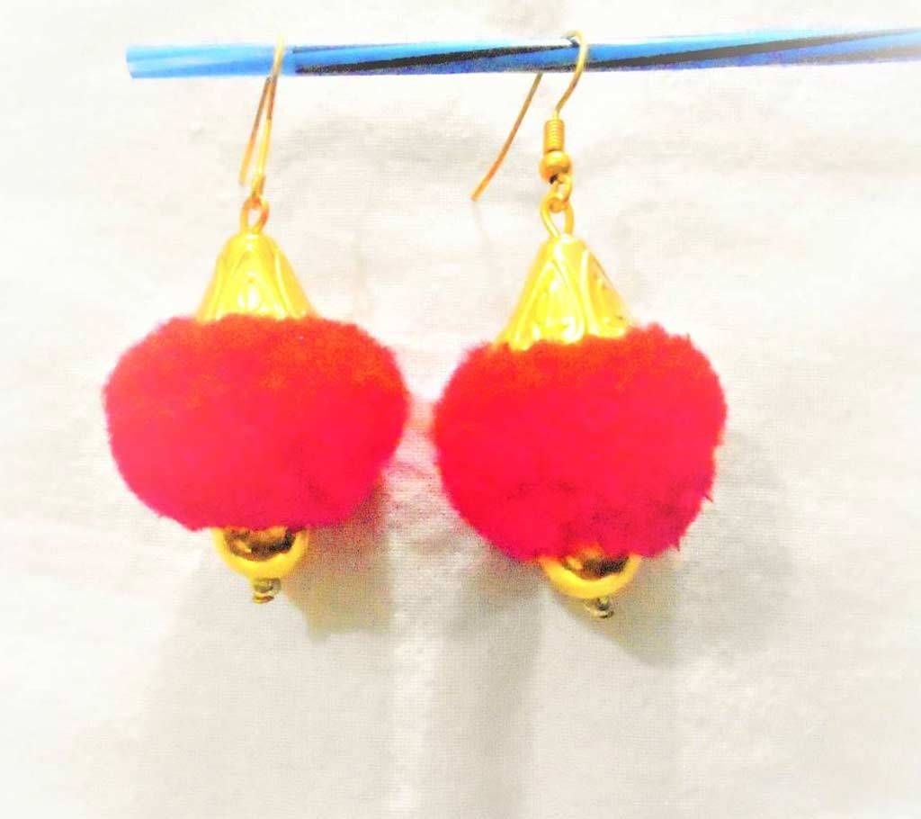 Pom Pom earring