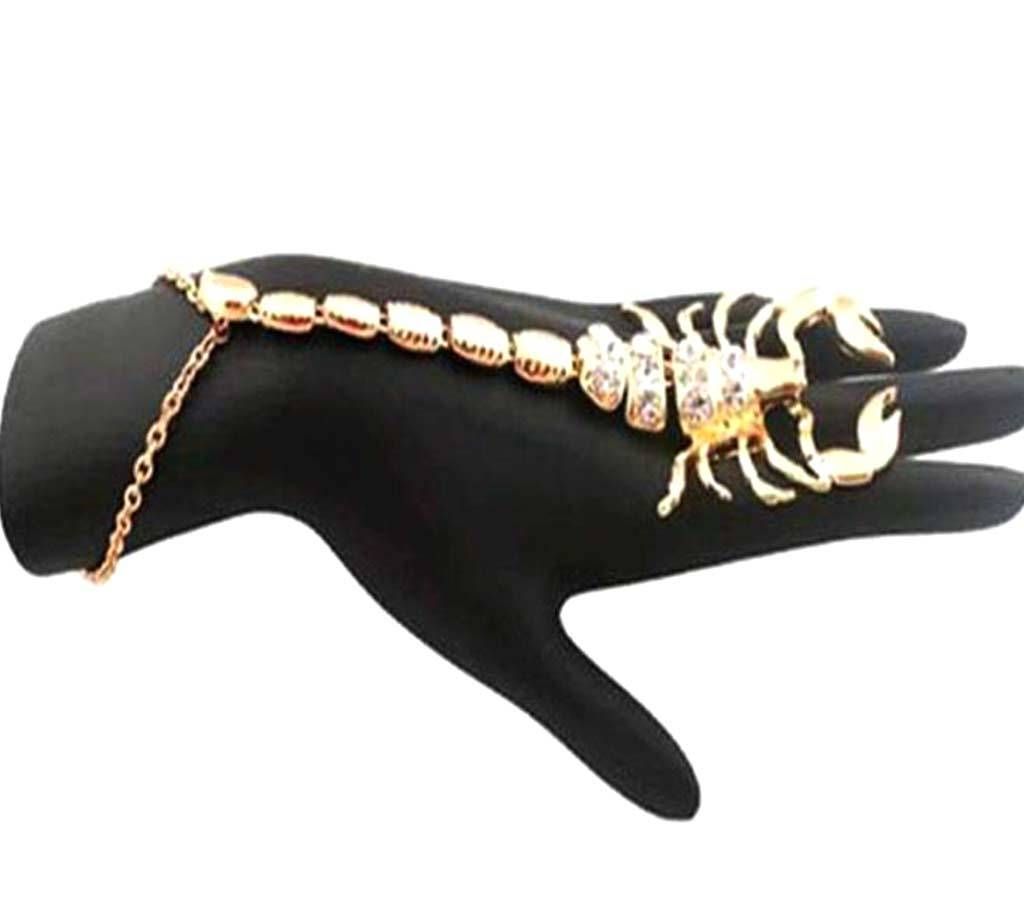 Scopio Hand Chain Adjustable Bracelet