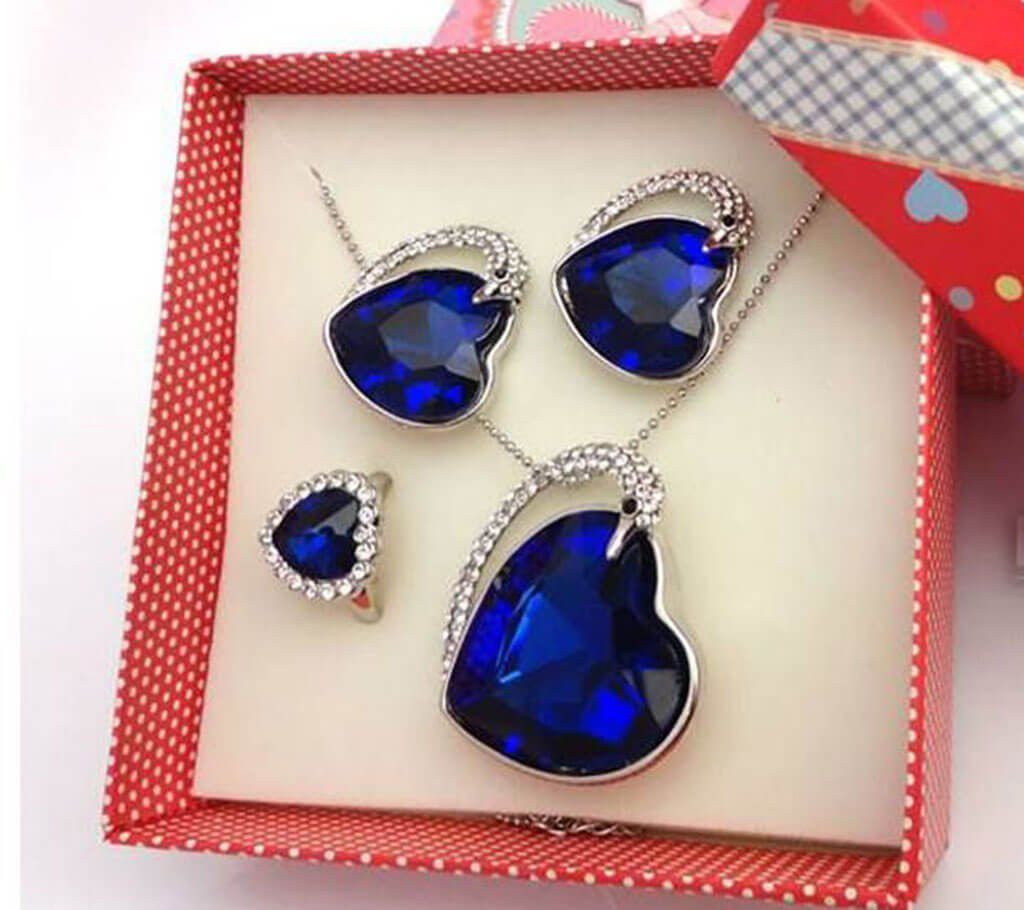 Blue Heart Shaped Jewelry Set
