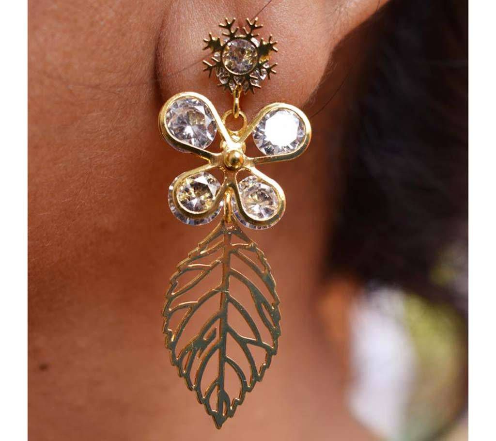 Leaf Shaped Stone Setting Gold Plated Ear ring