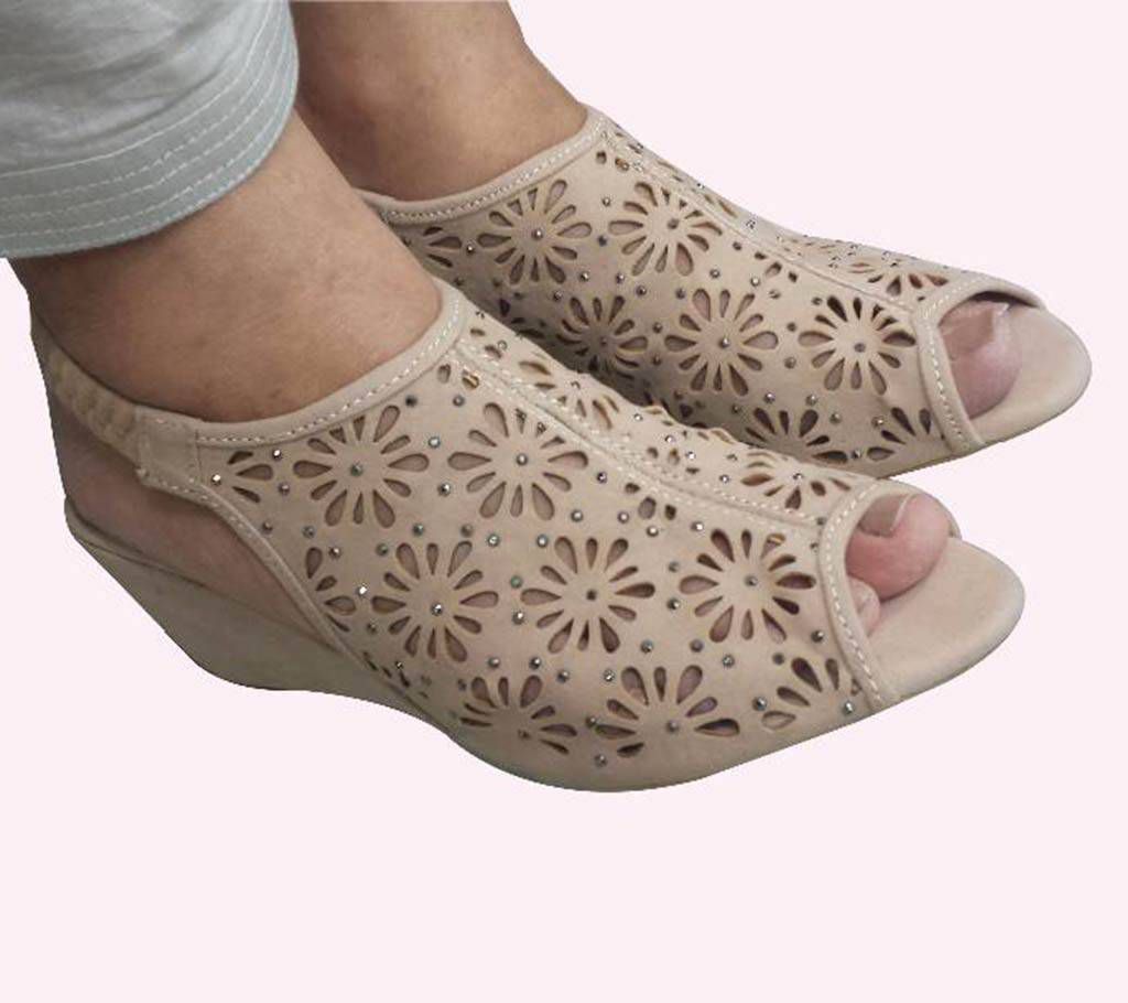 Ladies Semi Hill sandal