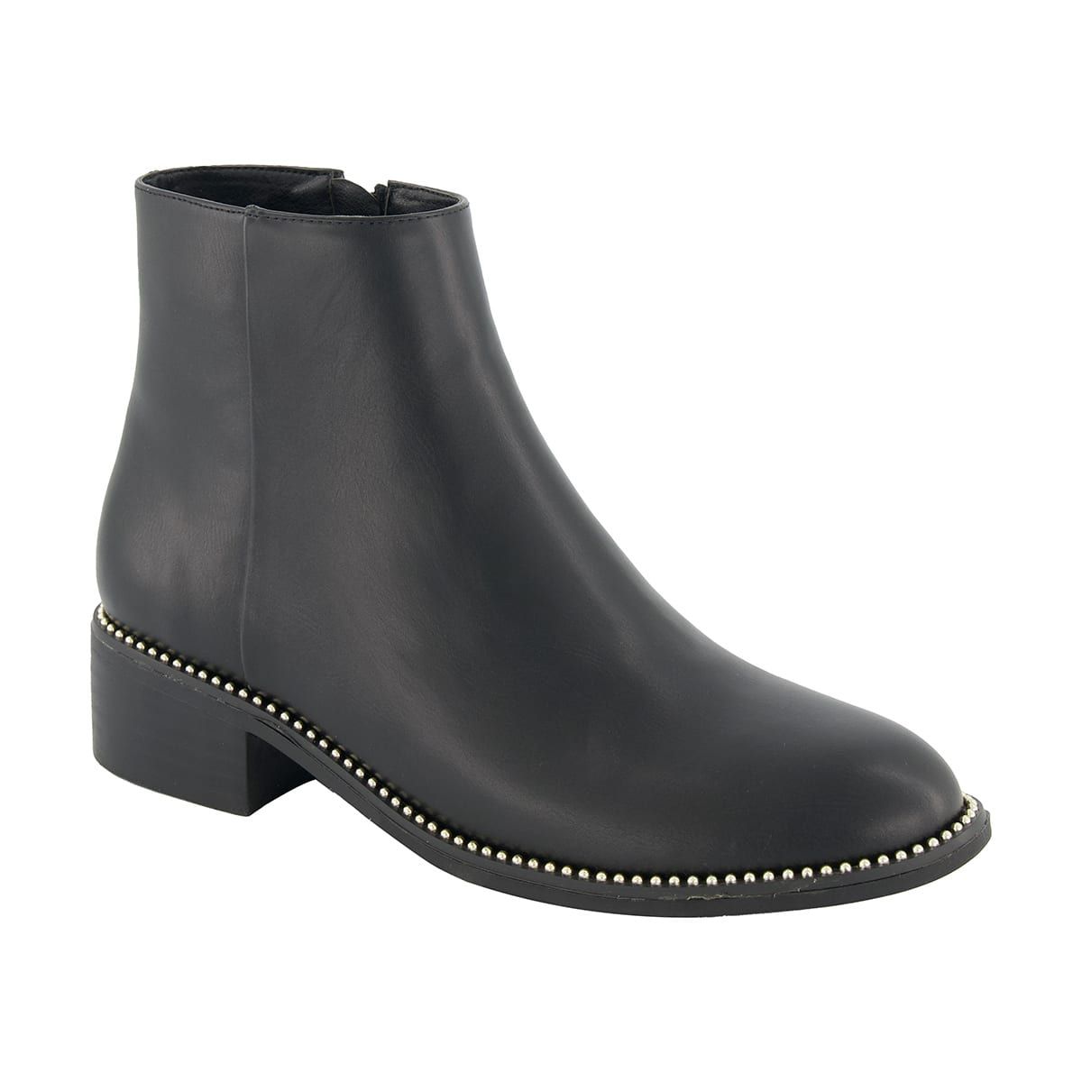 Short Basic Flat Boots