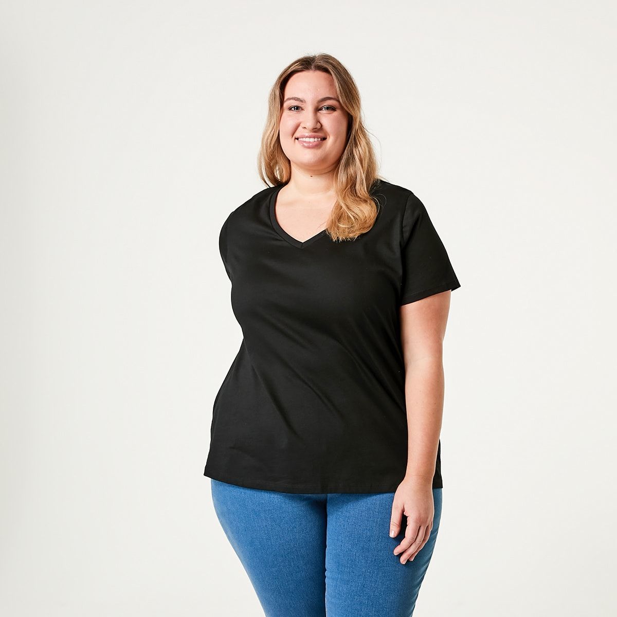 Curve Short Sleeve V-Neck T-shirt