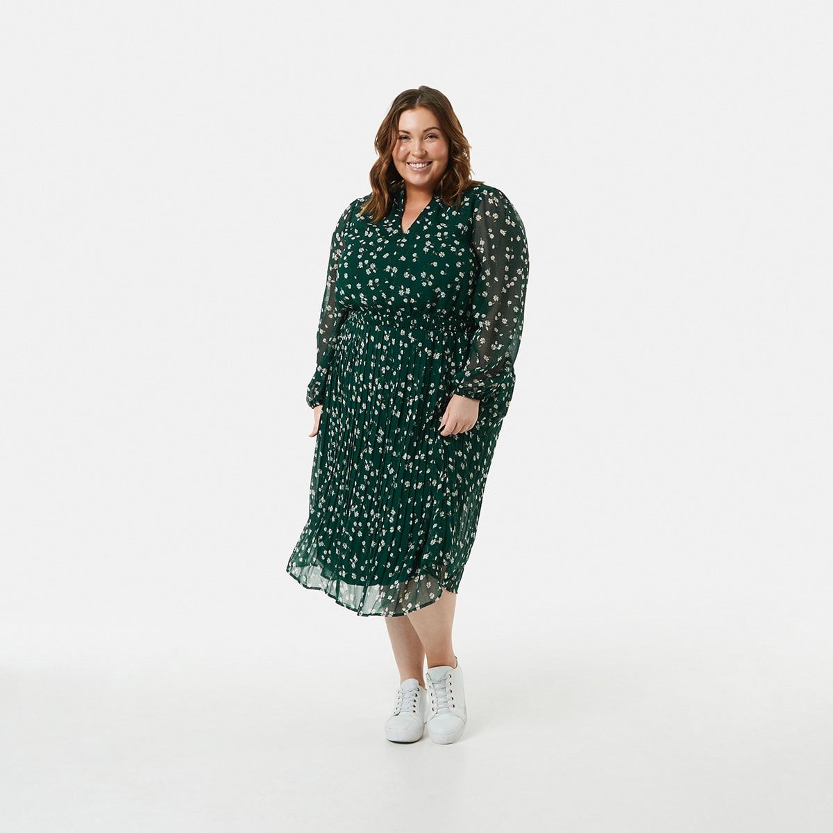 Curve Long Sleeve Pleated Midi Dress