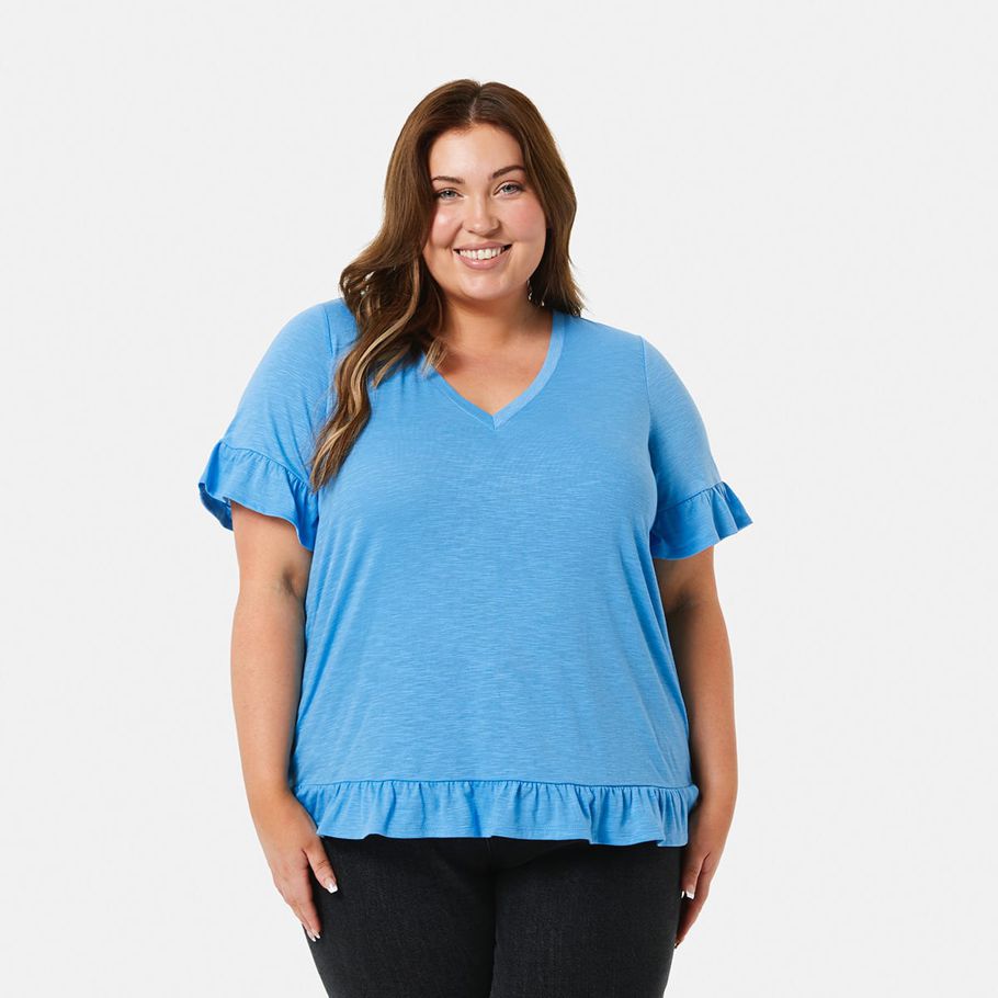 Curve Short Sleeve Frill Knit Top